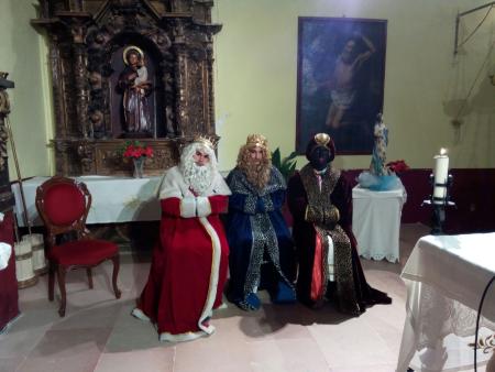 reyes en la iglesia